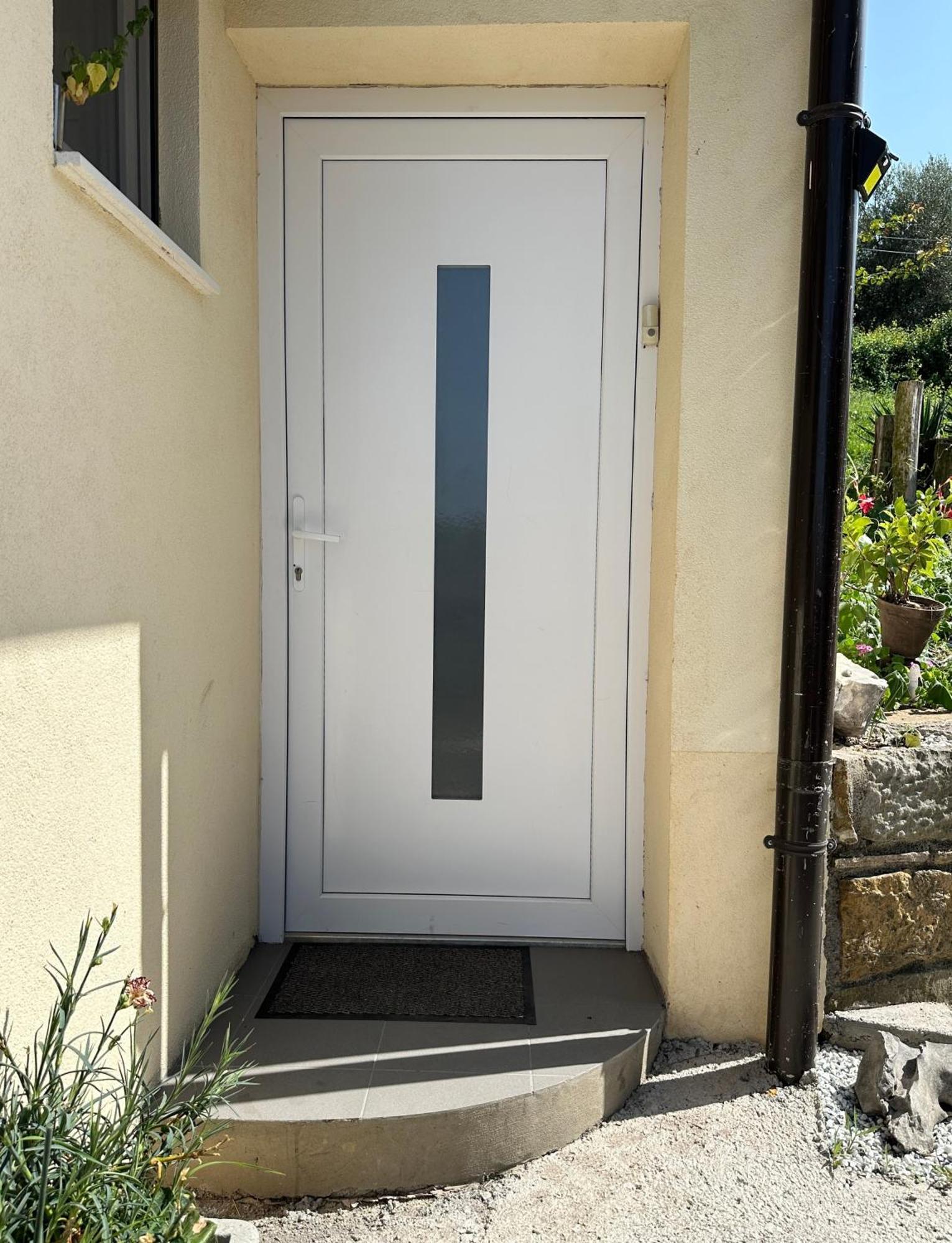 Quiet Countryside Apartments Near The City And The Sea Koper Room photo